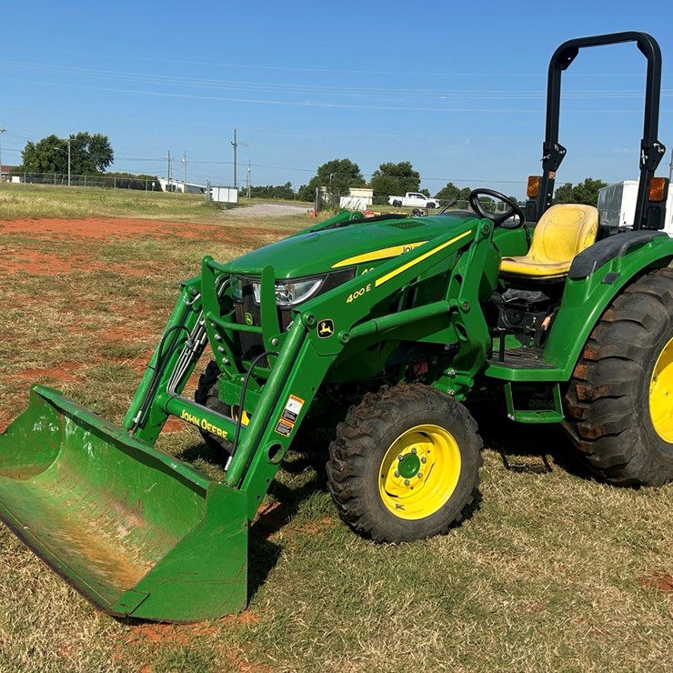 2019 JOHN DEERE 4044M