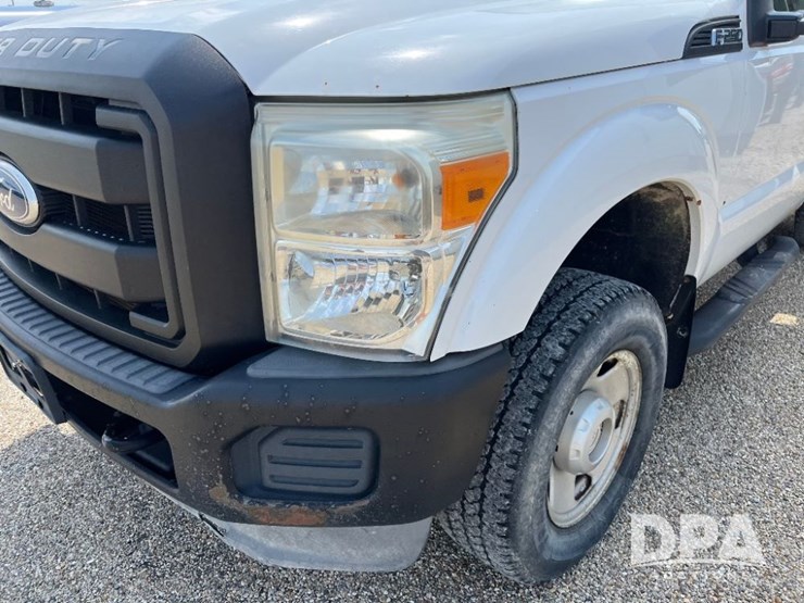 2011-ford-f250-image-21