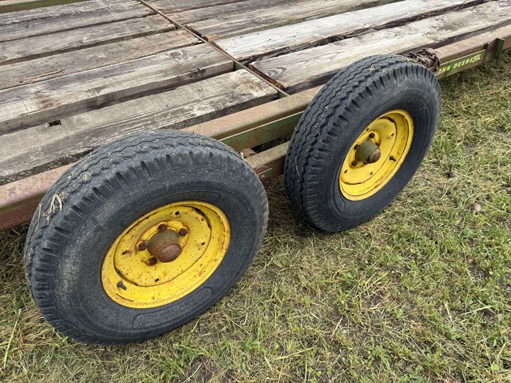 john-deere-8-image-12