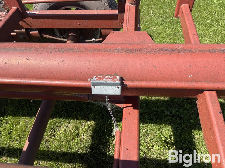 red-rhino-40'-gooseneck-hay-trailer-image-18