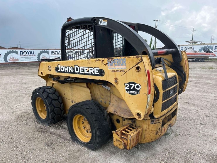 john-deere-270-image-4