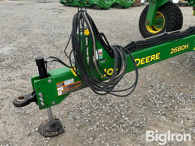 2023-john-deere-2680h-image-9