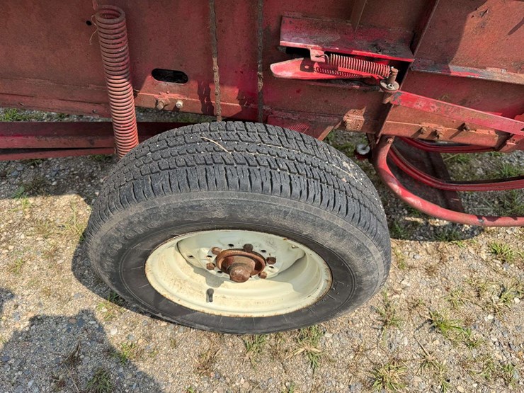 new-holland-68-image-22