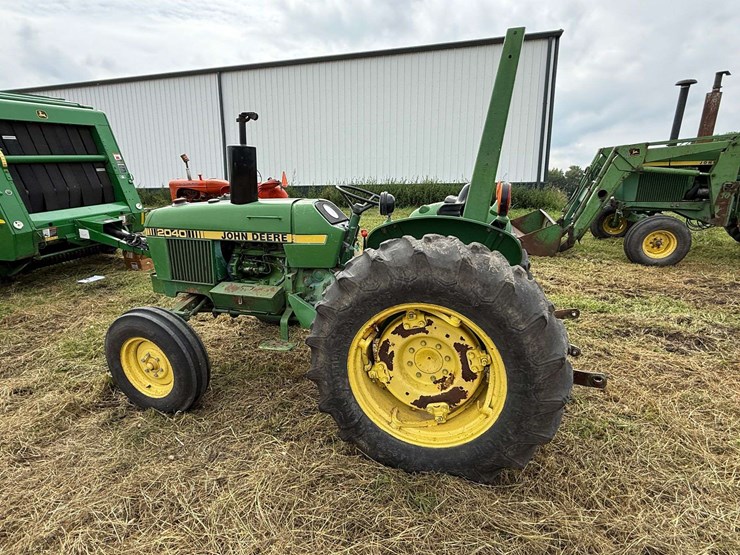 1982-john-deere-2040-image-9
