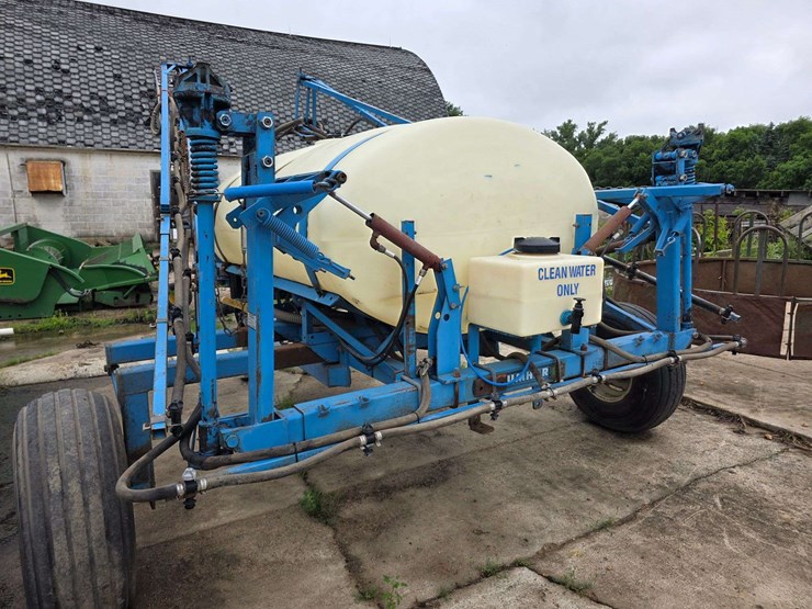 blumhard-60’-pull-type-sprayer,-20”-spacing,-wheels-set-at-120”,-no-pump-or-controls,-500-gallon-pol-image-15