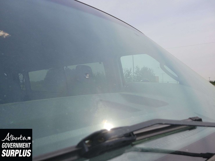 2013-ford-cargo-image-33