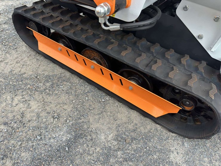 landhero-ldh--t380-self-loading-mini-tracked-dumper-(no-electric-start-pull-start-only)-image-5