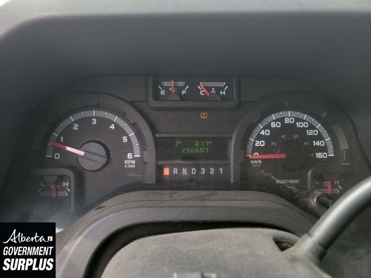2009-ford-cargo-image-19