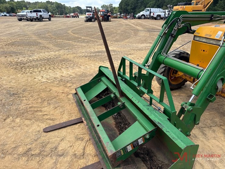 john-deere-2155-image-8