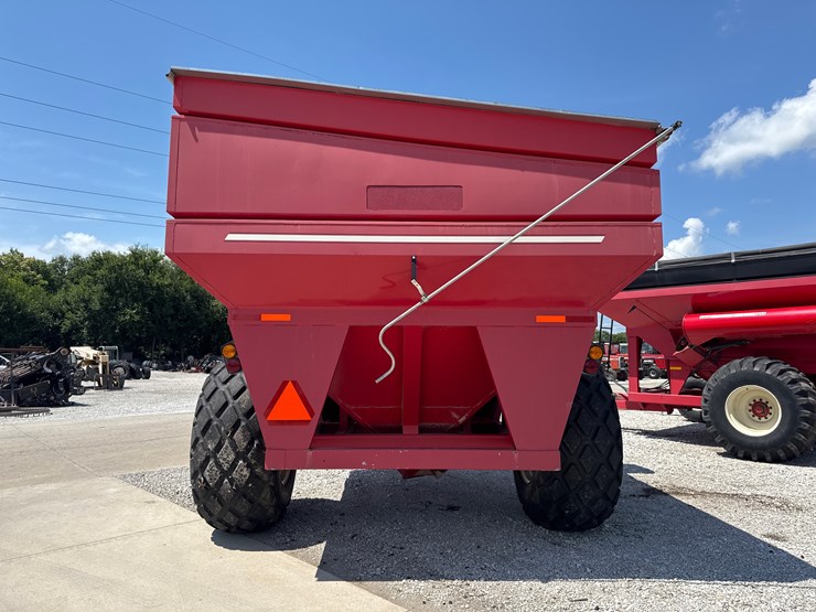 #1083-•-ez-trail-718-grain-cart-(experimental)-image-4