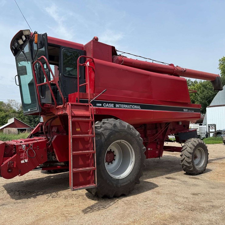 1990 CASE IH 1680