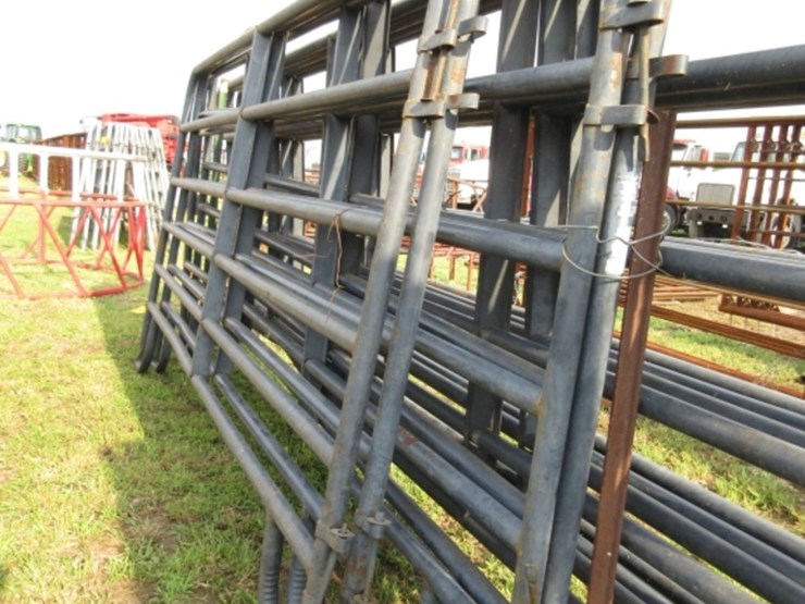 (4)-12'-&-10'-pipe-gates-image-3