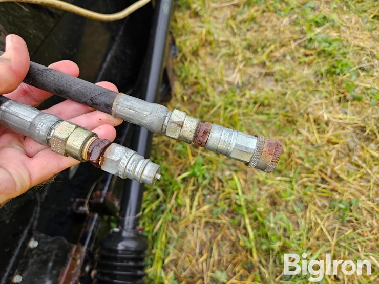 clarke-machine-930-9r30-corn-header-image-10