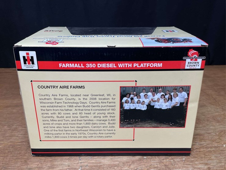 1/16-farmall-350-2008-wisconsin-nib-sc-image-6