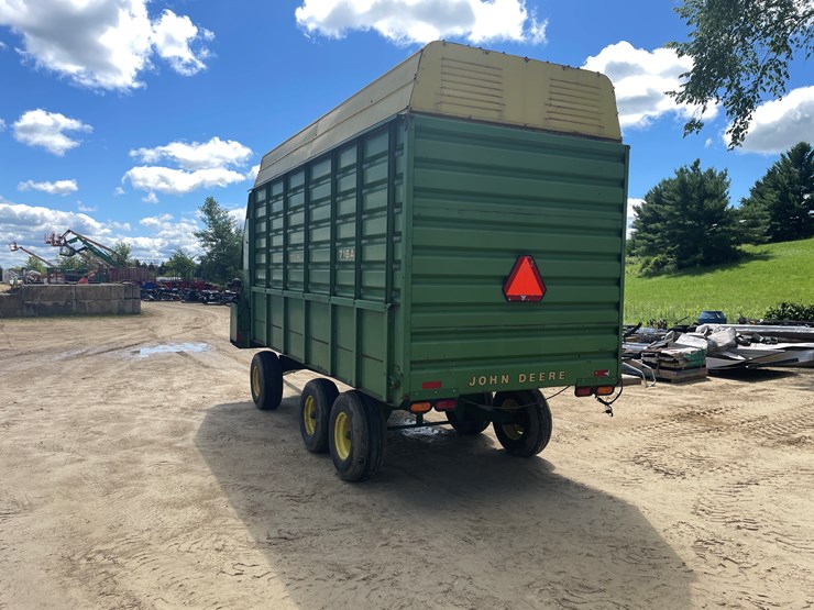 john-deere-716a-image-8