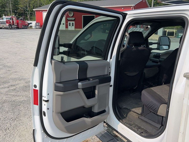 2017-ford-f350-image-12