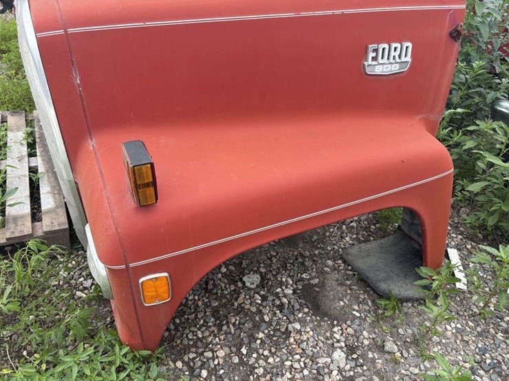 ford-800-image-5