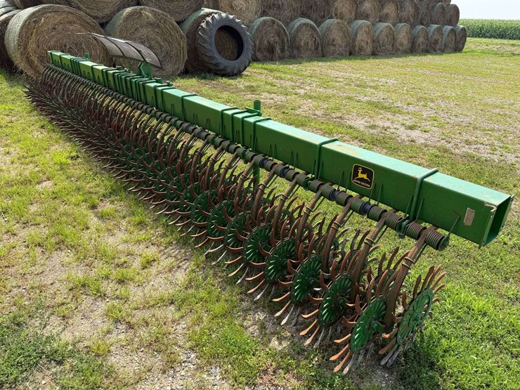 john-deere-400-image-4