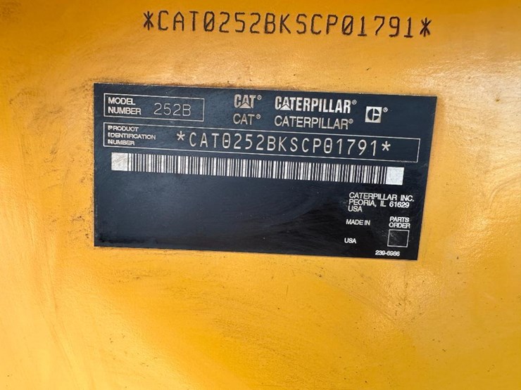 caterpillar-252b-image-38