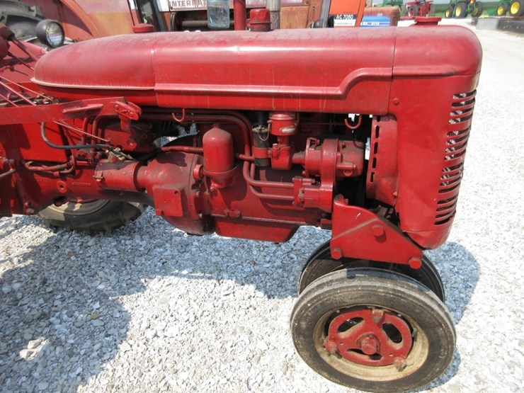 international-harvester-farmall-fc-image-2