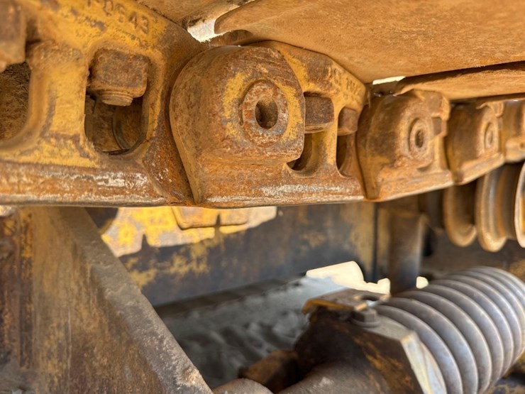 2006-caterpillar-d5g-lgp-image-11