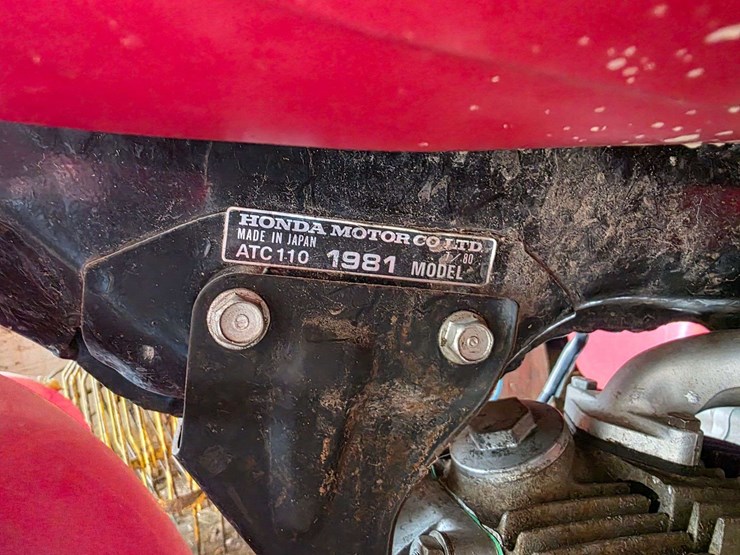 honda-110-3-wheeler,-engine-was-overhauled-spring-of-’25,-new-tires,-pull-start,-runs-and-drives-goo-image-6