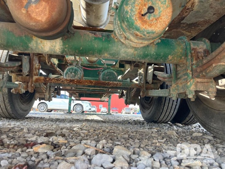2013-b-b-dry-tender-trailer-(jn2474,-unit-00038)-image-41