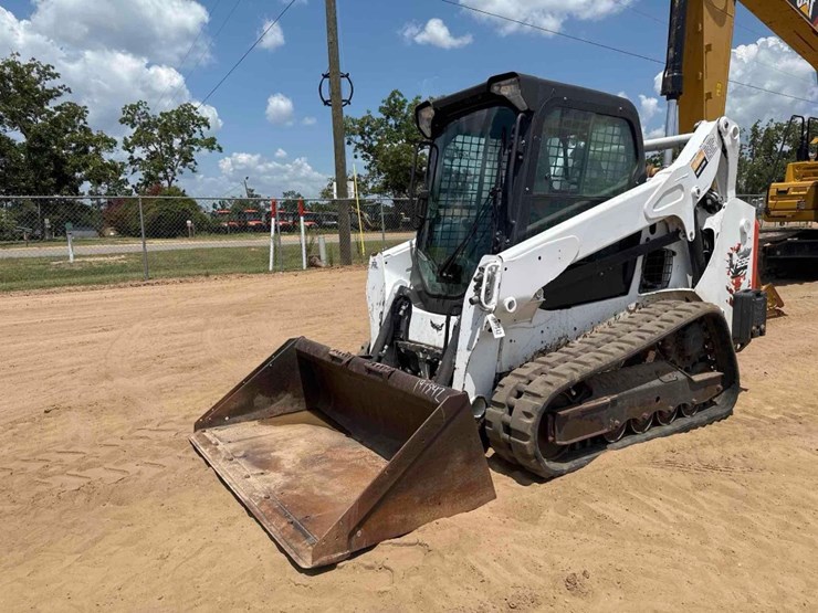 2022-bobcat-t595-image-2