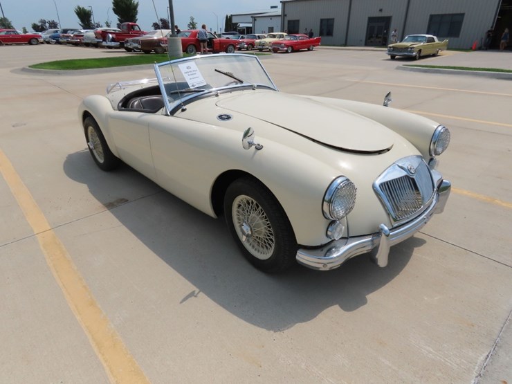 1959-mg-mga-roadster-image-1