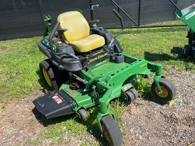 2016-john-deere-z915b-image-3