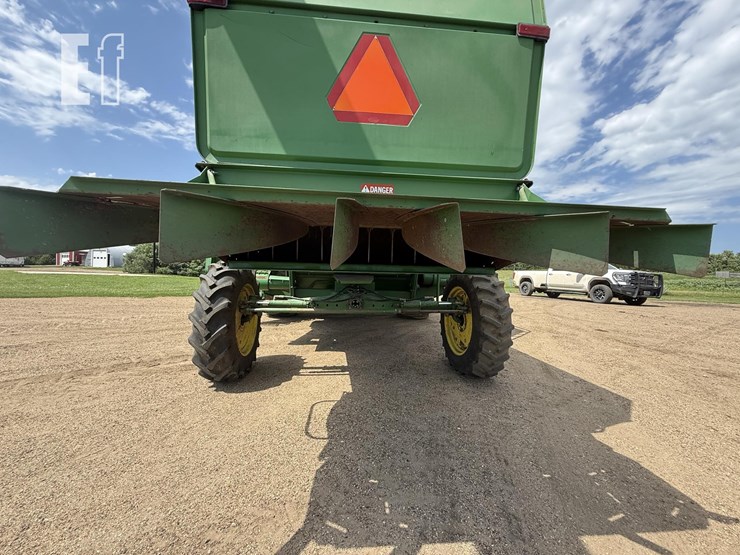 1981-john-deere-7720-image-23