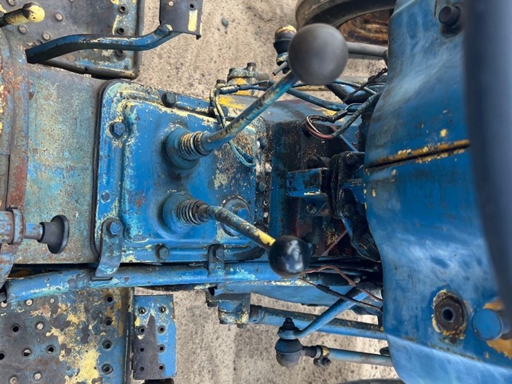 ford-3000-image-21