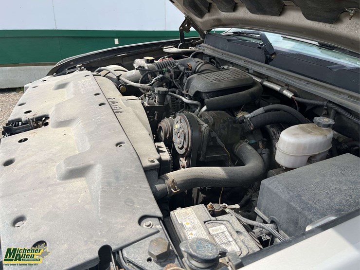 2008-chevrolet-silverado-3500hd-image-17