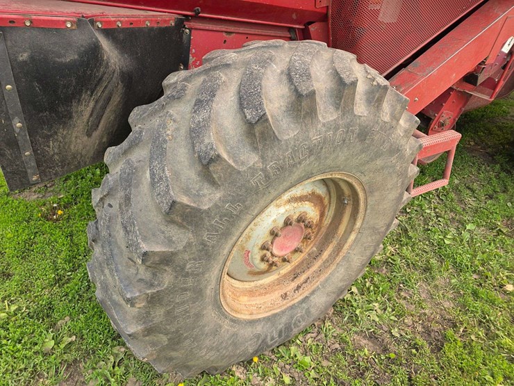 2002-case-ih-2388-image-56