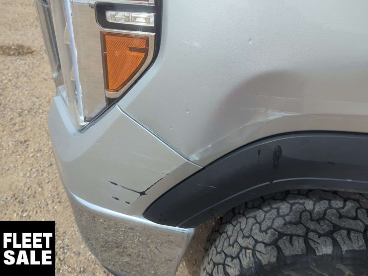 2022-gmc-sierra-2500hd-image-28