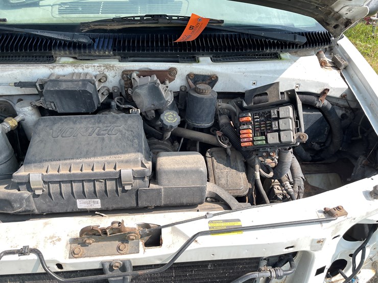 2001-chevrolet-astro-image-11