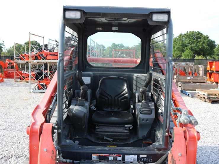 kubota-svl65-2-image-7