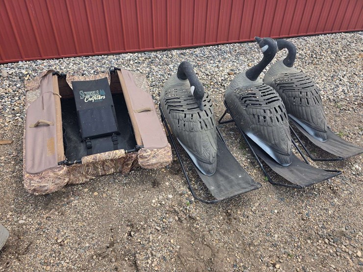 (3)-goose-chairs-by-wildfowler-outfitters-and-new-scheels-law-out-blind,-buying-all-for-one-money-image-1