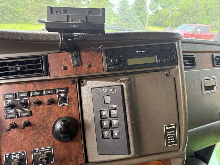 kenworth-t300-image-25