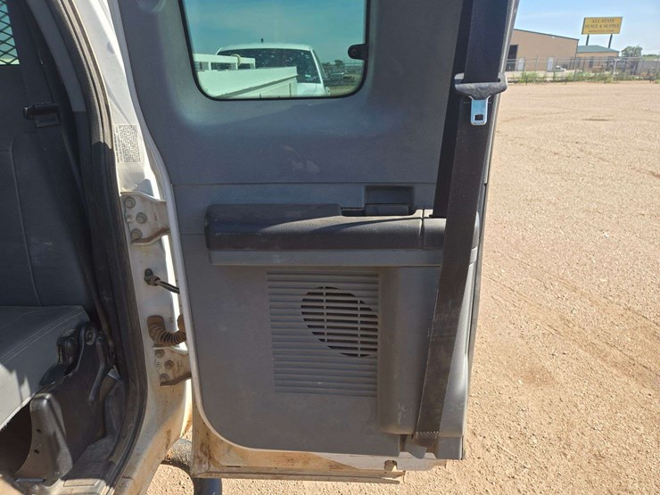 2012-ford-f350-image-16