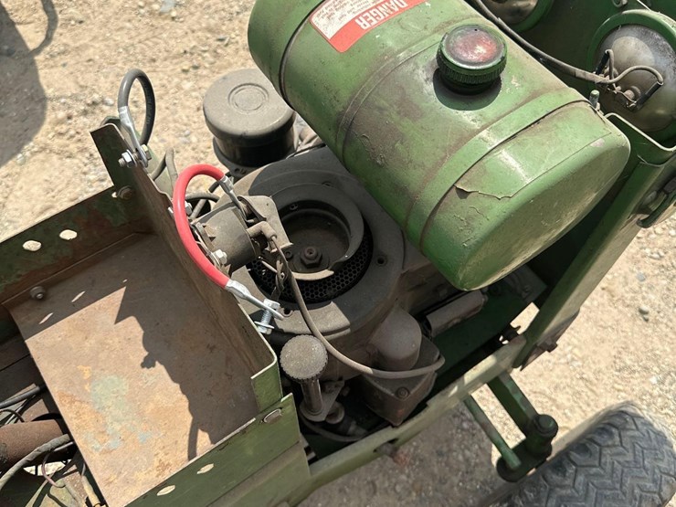 john-deere-70-image-4