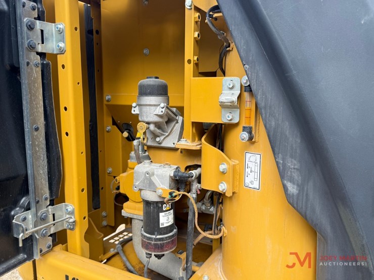 2021-caterpillar-313gc-image-17