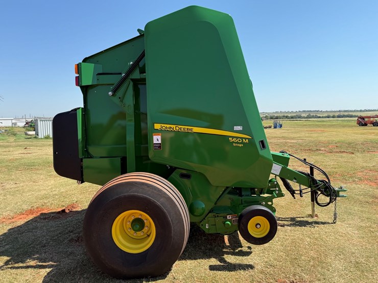 john-deere-560m-image-7