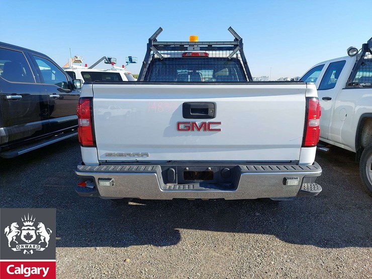 2017-gmc-sierra-1500-image-13