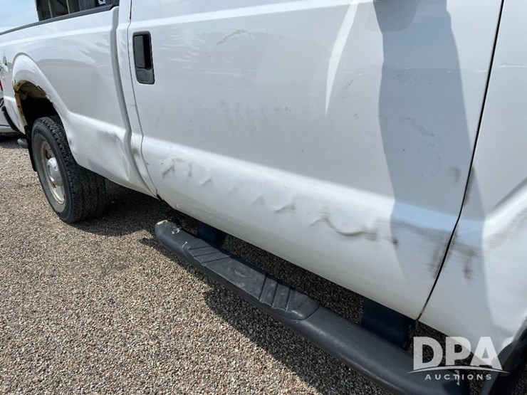 2011-ford-f250-image-27