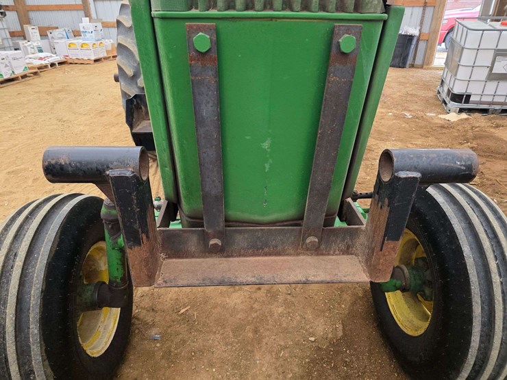 john-deere-4020-image-25