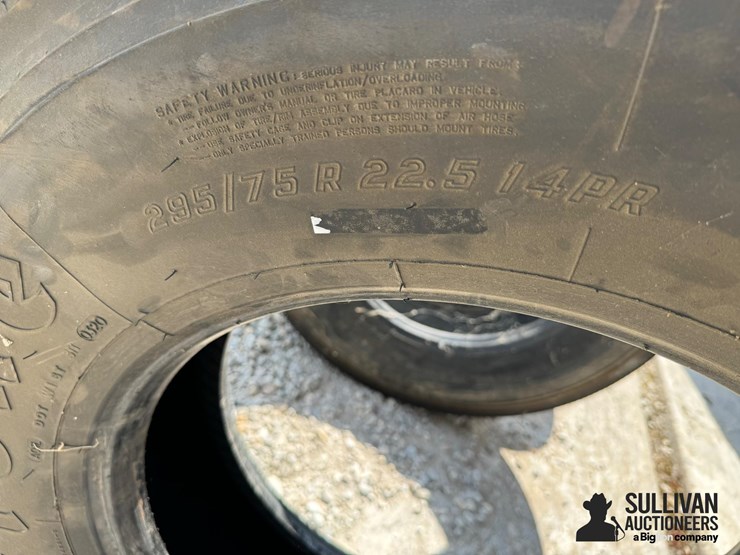22.5”-truck-tires-image-9