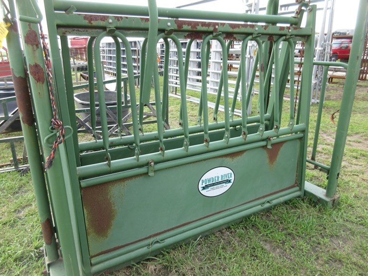 power-river-livestock-loading-shute-image-6