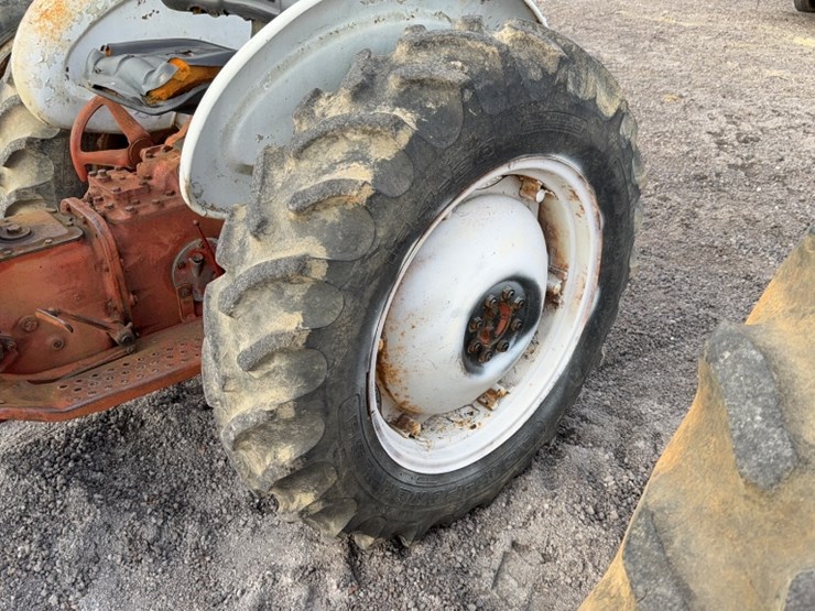 ford-601-workmaster-image-16