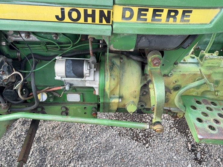 john-deere-850-image-13